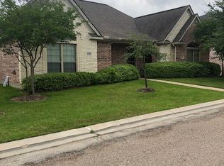129 Kleine Ln, College Station, TX 77845