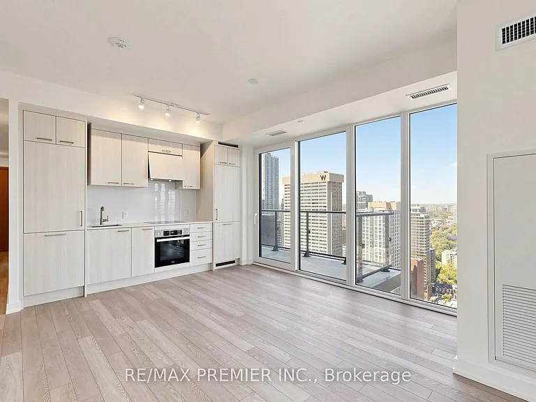 634 Church St #3305 — Photo 8