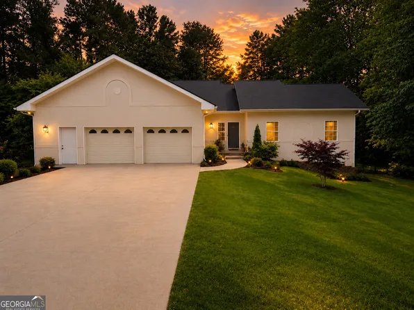 8993 Dornoch Cir, Winston, GA 30187