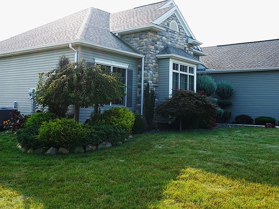 5th image of 1787 Honeychuck Ln