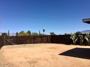 7676 E Queen Palm Cir, Tucson, AZ 85730