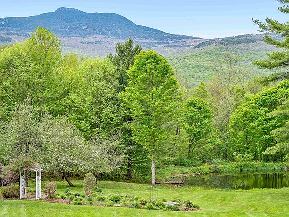 5th image of 753 Scrabble Hill Road
