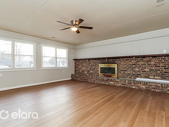 4th image of 619 Rockdale Ct NW