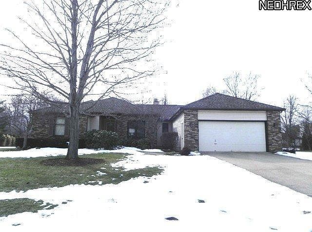 1st image of 825 Quail Hollow Cir