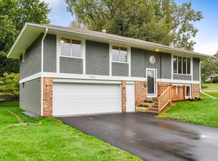 1900 Regent Ave N, Golden Valley, MN 55422