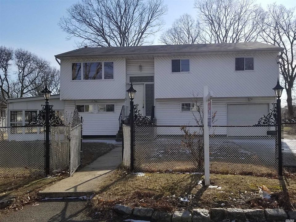 1st image of 340 42nd St