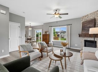 401 SE 15th St, Grimes, IA 50111