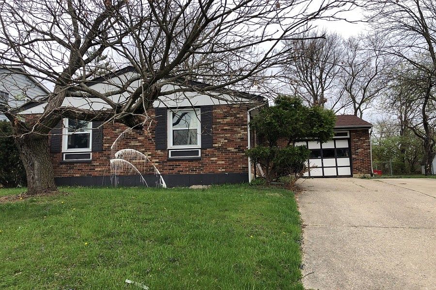 1st image of 574 Brunswick Dr