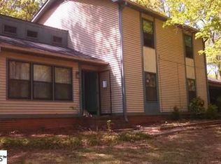 100 Locke Ln, Mauldin, SC 29662