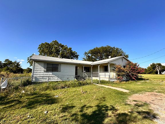 road front on Melissa Rd