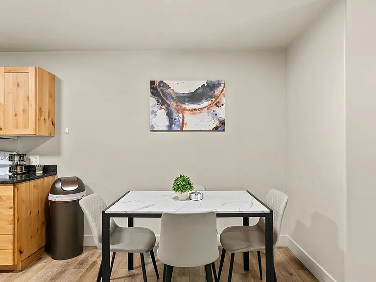 1430 S 4th Ave #3 — Photo 8