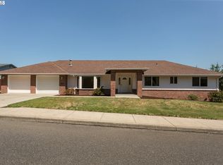 3879 SE Hillyard Rd, Gresham, OR 97080