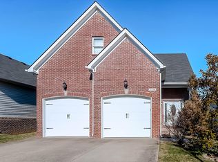 3216 Orchard Grass Rd, Lexington, KY 40509