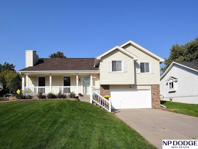 852 N 154th St, Omaha, NE, 68154