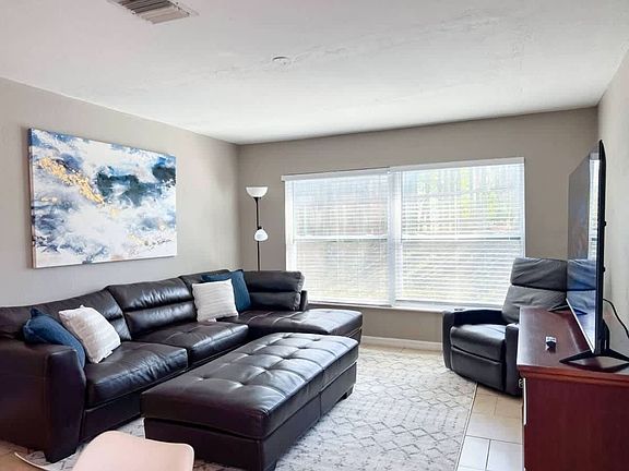 4th image of 37132 Grassy Hill Ln #1