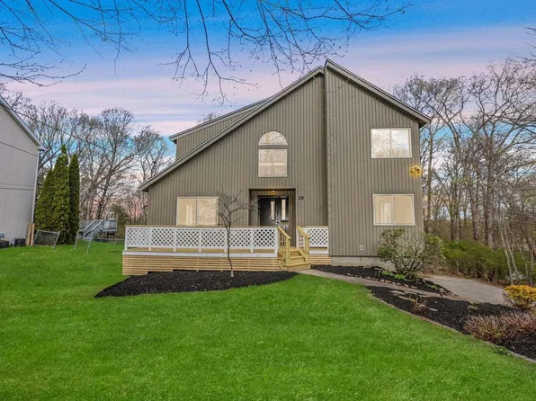 38 Caleb Drive, Danville, NH 03819
