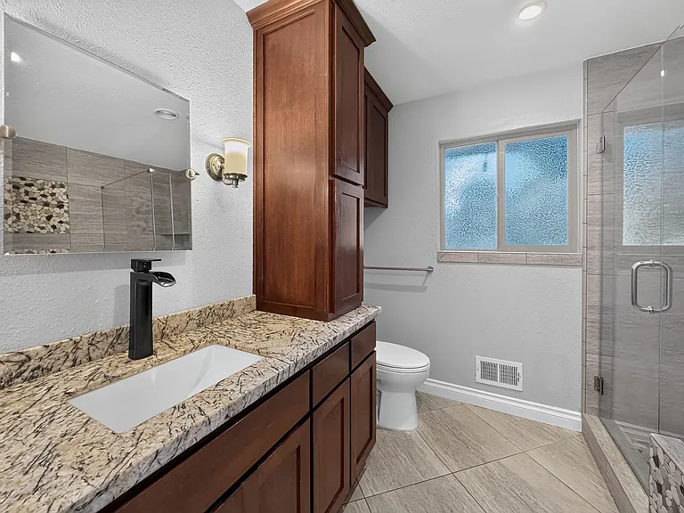1 Kirkcrest Ct — Photo 25