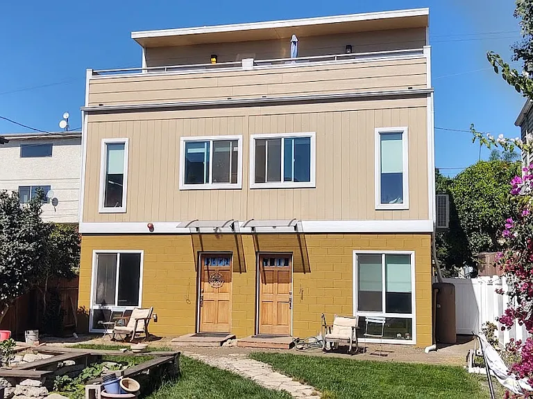 1177 Nelrose Ave — Photo 1