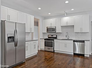 5349 W Van Buren St APT 1, Chicago, IL 60644