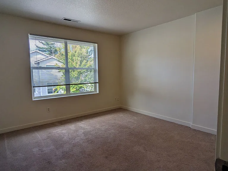 Halsey East Townhomes — Photo 286