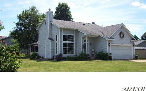1st image of 620 Fagstad Street NE