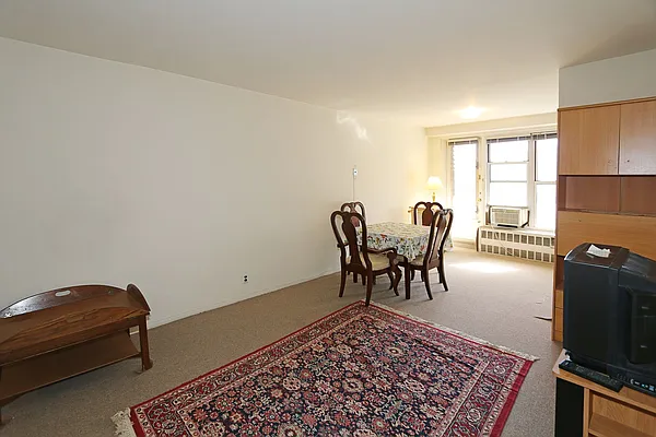 Sold by Keller Williams Realty of Greater Nassau | media 20