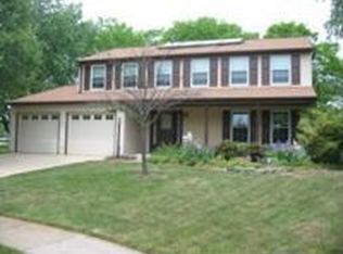 12618 Bayard Dr, Reston, VA 20191