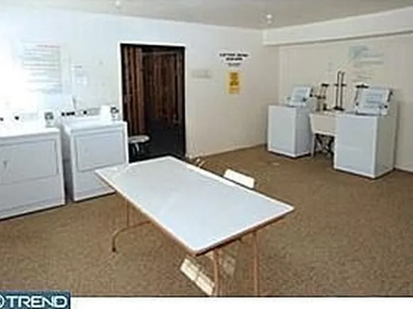 816 South Ave #K, Secane, PA 19018