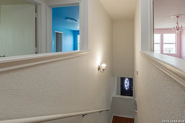 655 Northlake Dr — Photo 47