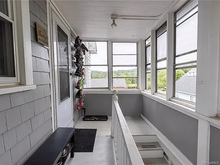 3 bed, $1,995 — Photo 3