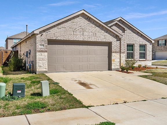 3rd image of 1100 Varson Dr