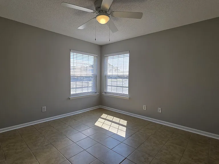 8642 S Bridge Dr #1 — Photo 43