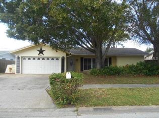 1888 Paradise Ln, Clearwater, FL 33756