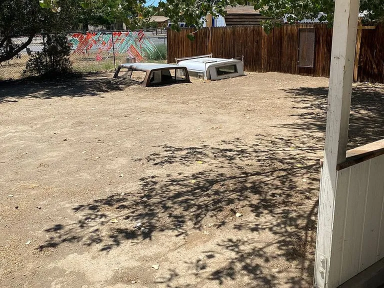 203 Gordon Ln — Photo 16