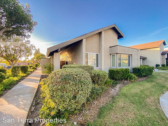 2nd image of 10824 Lamentin Ct