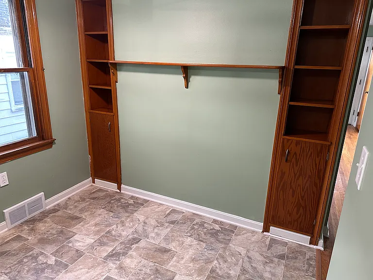 151 Clifton Dr — Photo 11