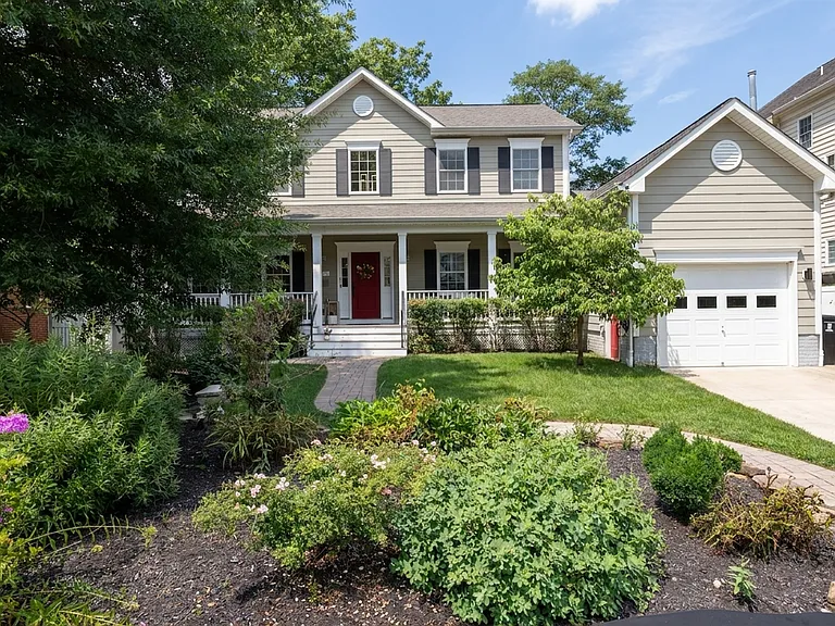 509 S Highland St — Photo 34