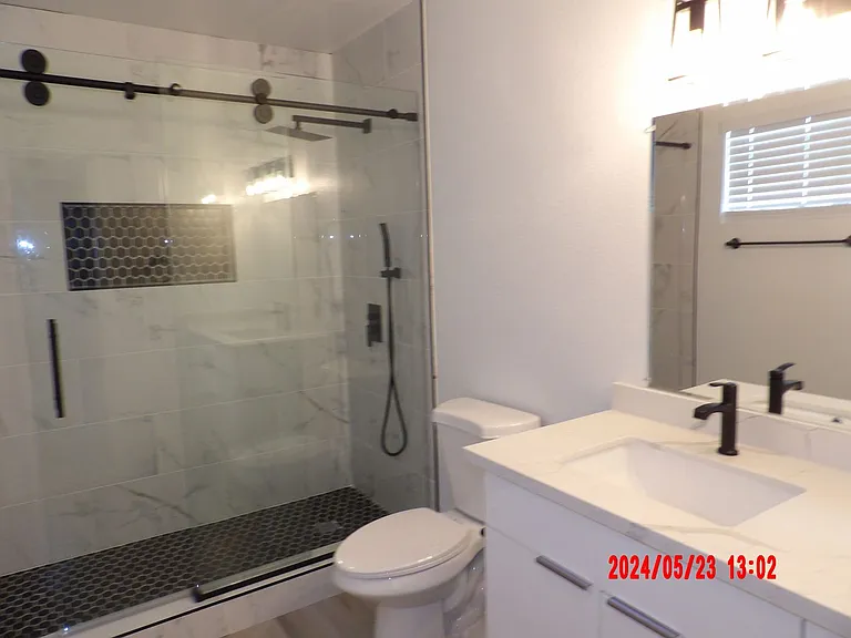 4240 Gaye Ln — Photo 7