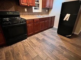 814 S 16th St #1A, Newark, NJ 07108