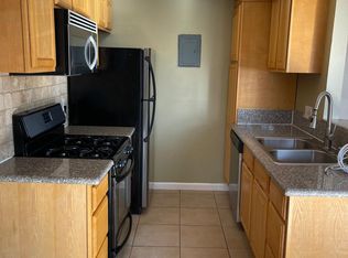 2332 N Ontario St #G, Burbank, CA 91504