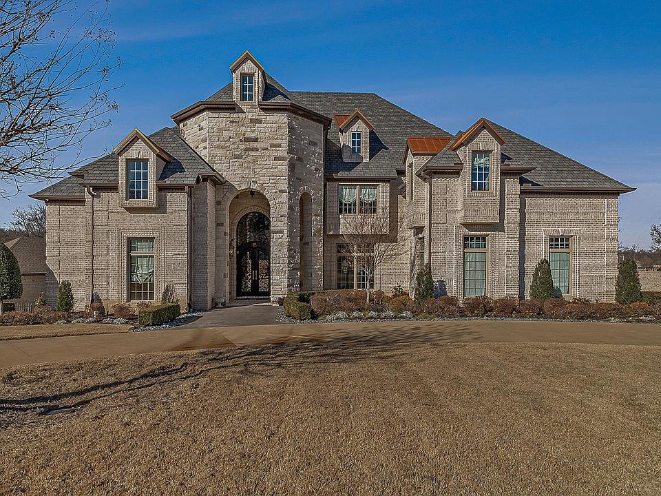 1st image of 3408 Lacoste Dr