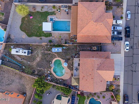 4th image of 2324 W MILA Way