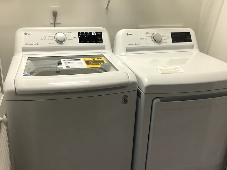 Washer & dryer.