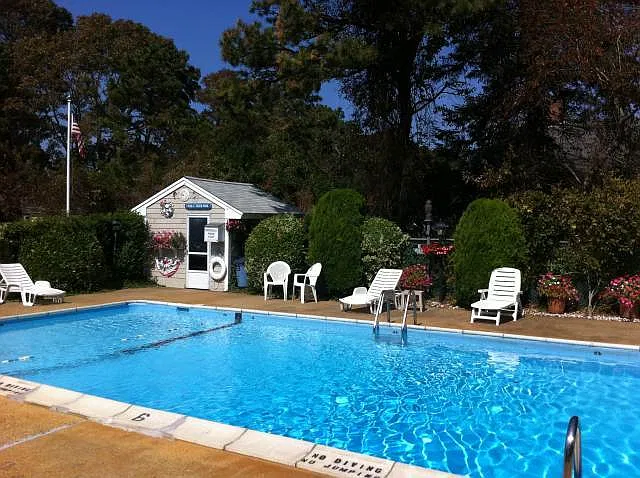 174 Upper County Rd — Photo 4