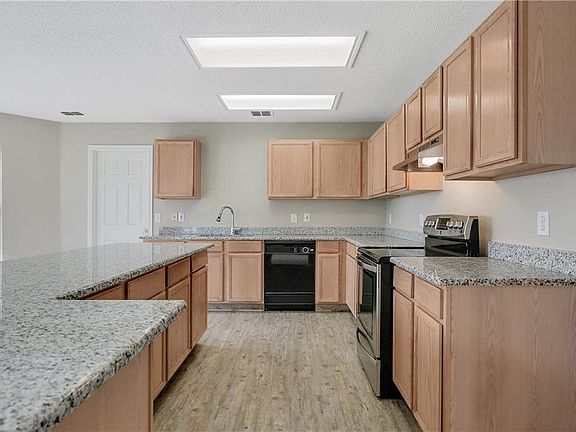 3rd image of 3177 Spyglass Dr