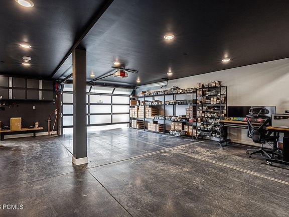 3rd image of 4554 Forestdale Dr #14