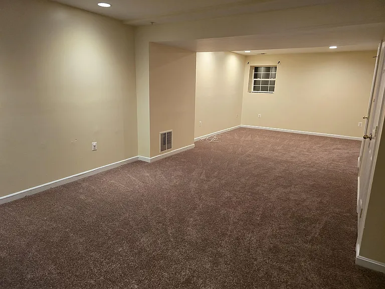 8229 Shooting Star Ln — Photo 9