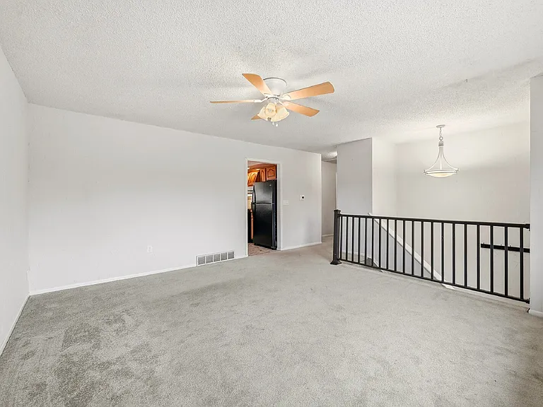 7240 Shawnee Way — Photo 38
