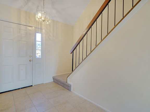 2nd image of 609 Bounty Ct #9C