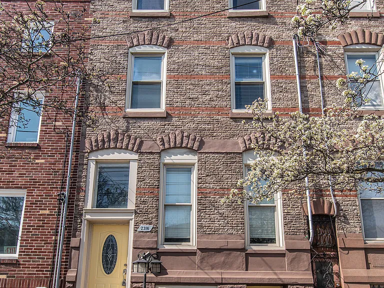 2316 E Lehigh Ave — Photo 3